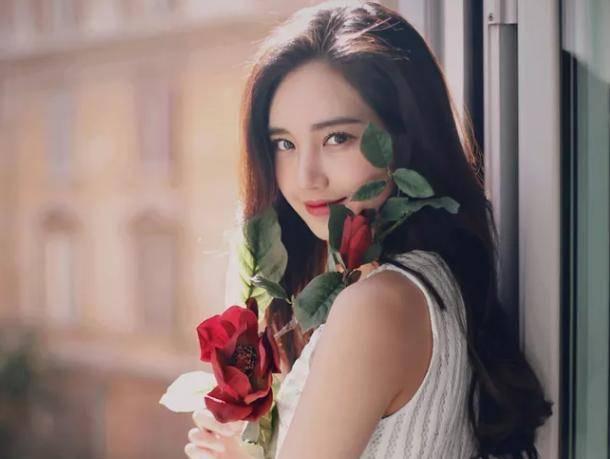 娱乐圈吃瓜甜文,明星们的甜蜜日常揭秘